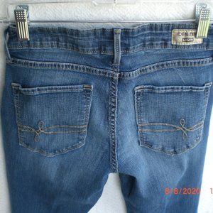 Levi's Denizen Dark Wash Jean Bootcut